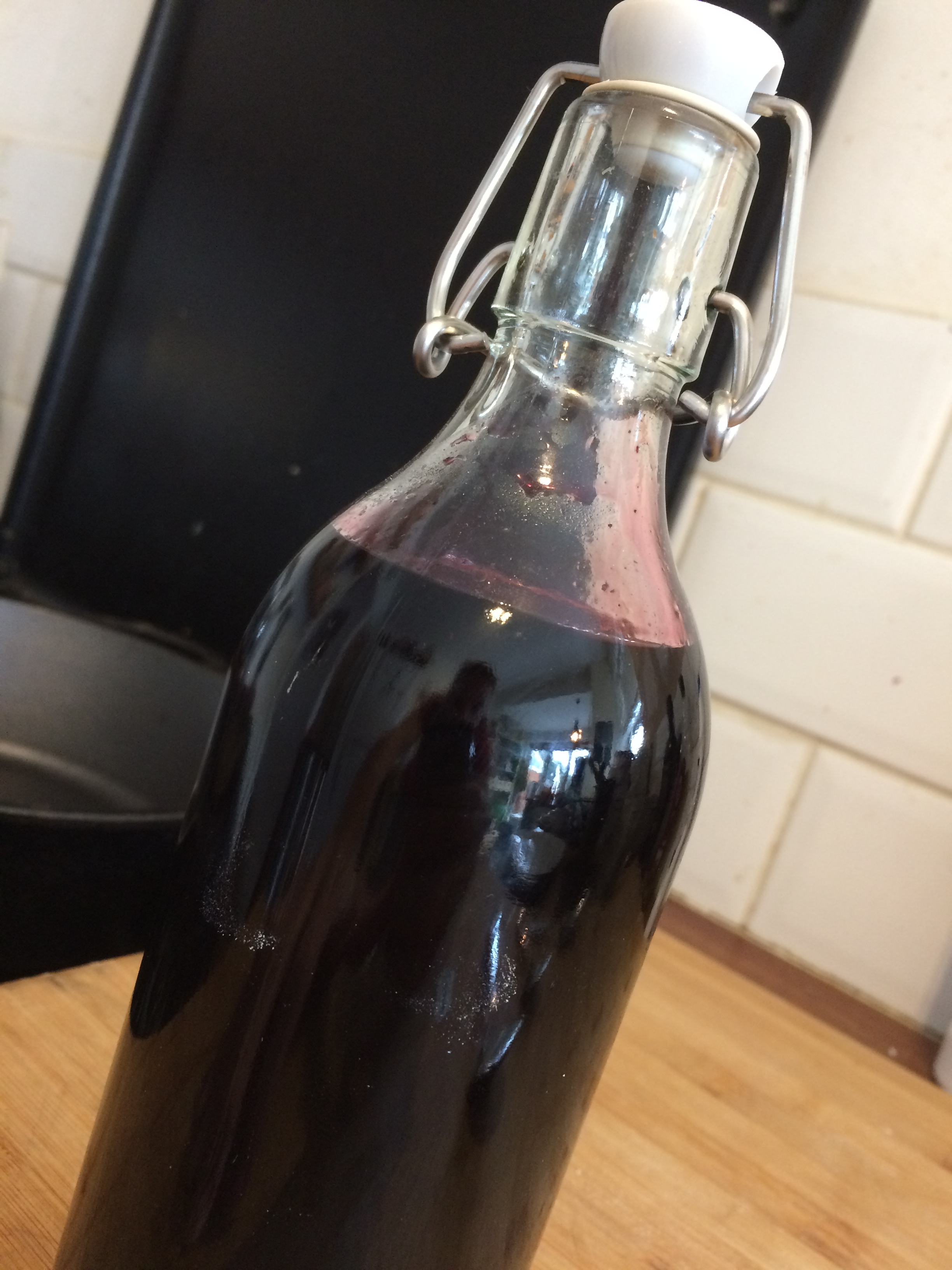 how-to-be-happy-with-less